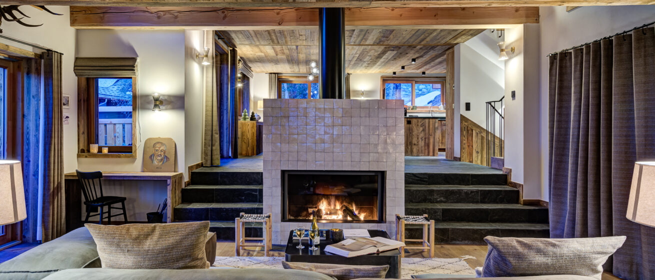 Luxury catered ski chalet Bergeronnette in Meribel - Armadillo Chalets