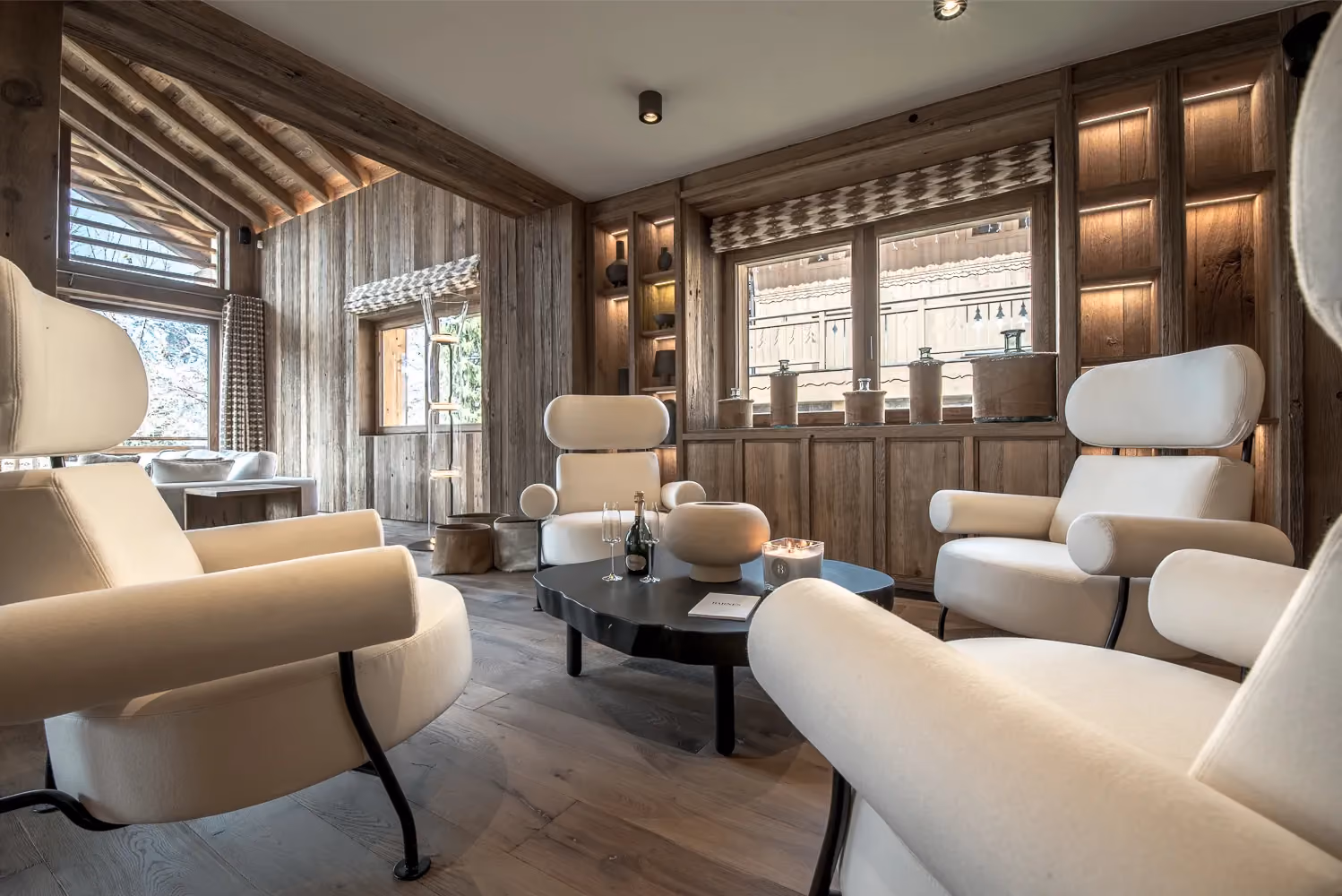 Luxury catered ski chalet 1936 in Verbier - Armadillo Chalets