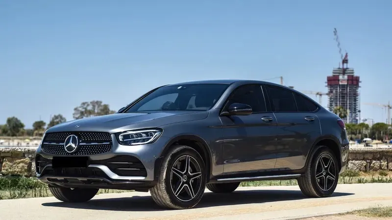Νοίκιασε Mercedes GLC με παράδοση στην πόρτα σου