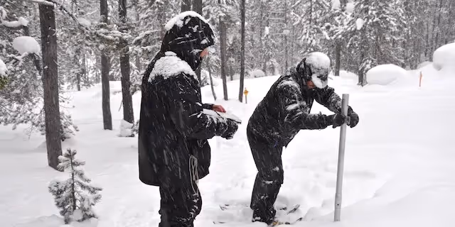 Snowpack ‘hotspots’ better than basin-wide mapping for predicting water