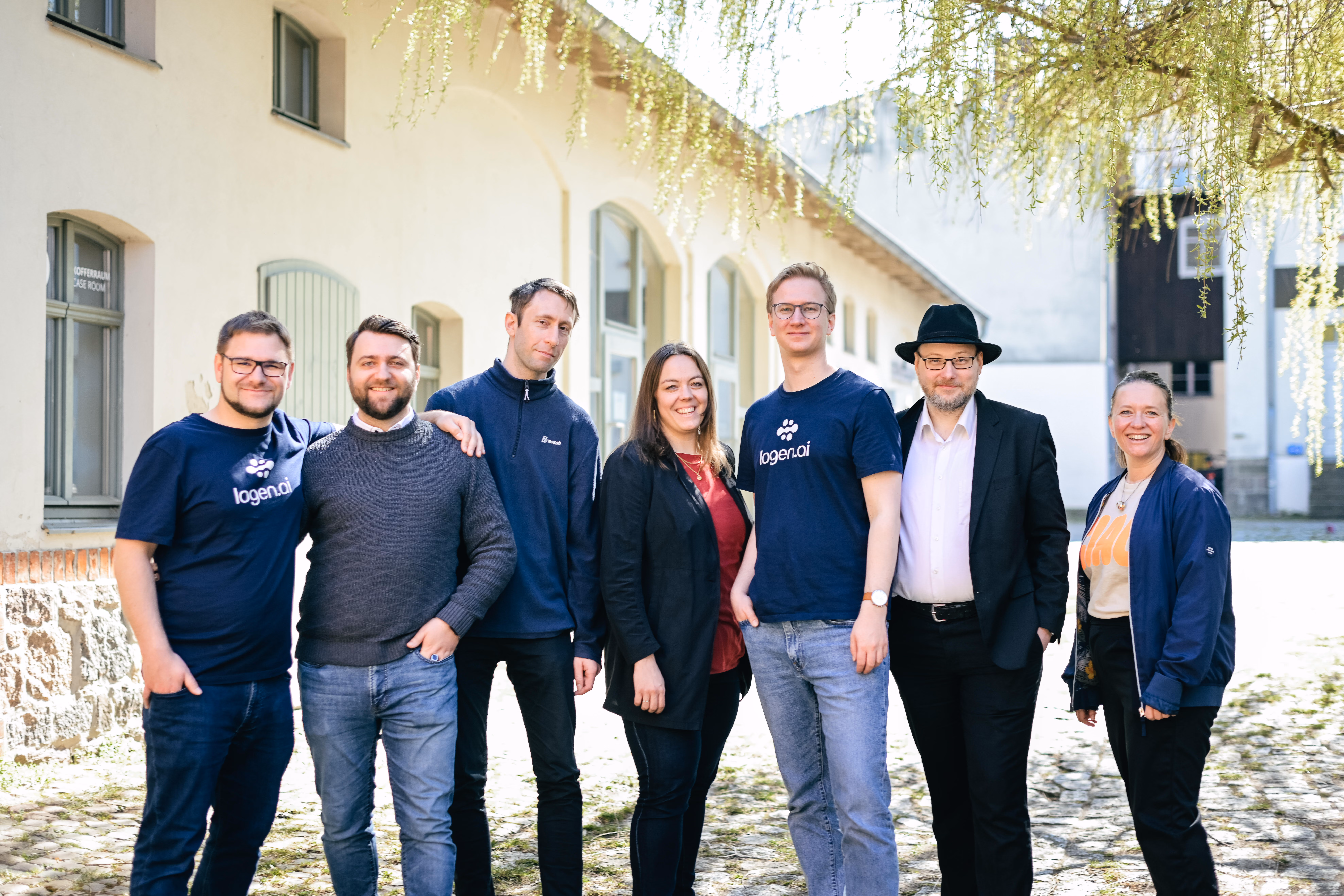 Das Team von logen.ai im Büro in Berlin
