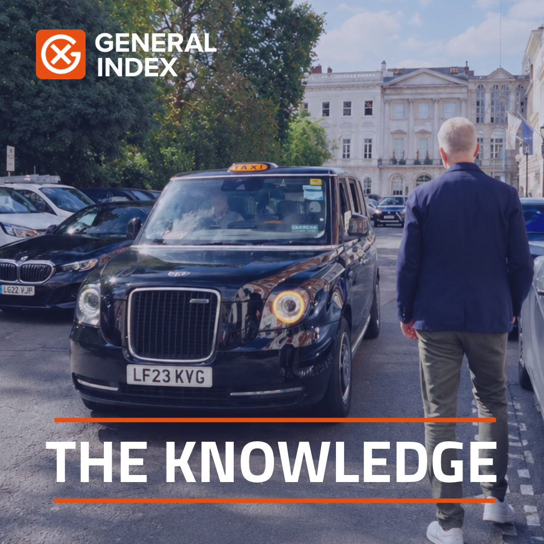 The Knowledge: Neil Bradford walking to a London black cab