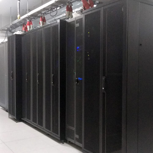 Synapsecom S.A. is a modern and innovative company activein the telecommunications, data center, cloud and information technology sectors.