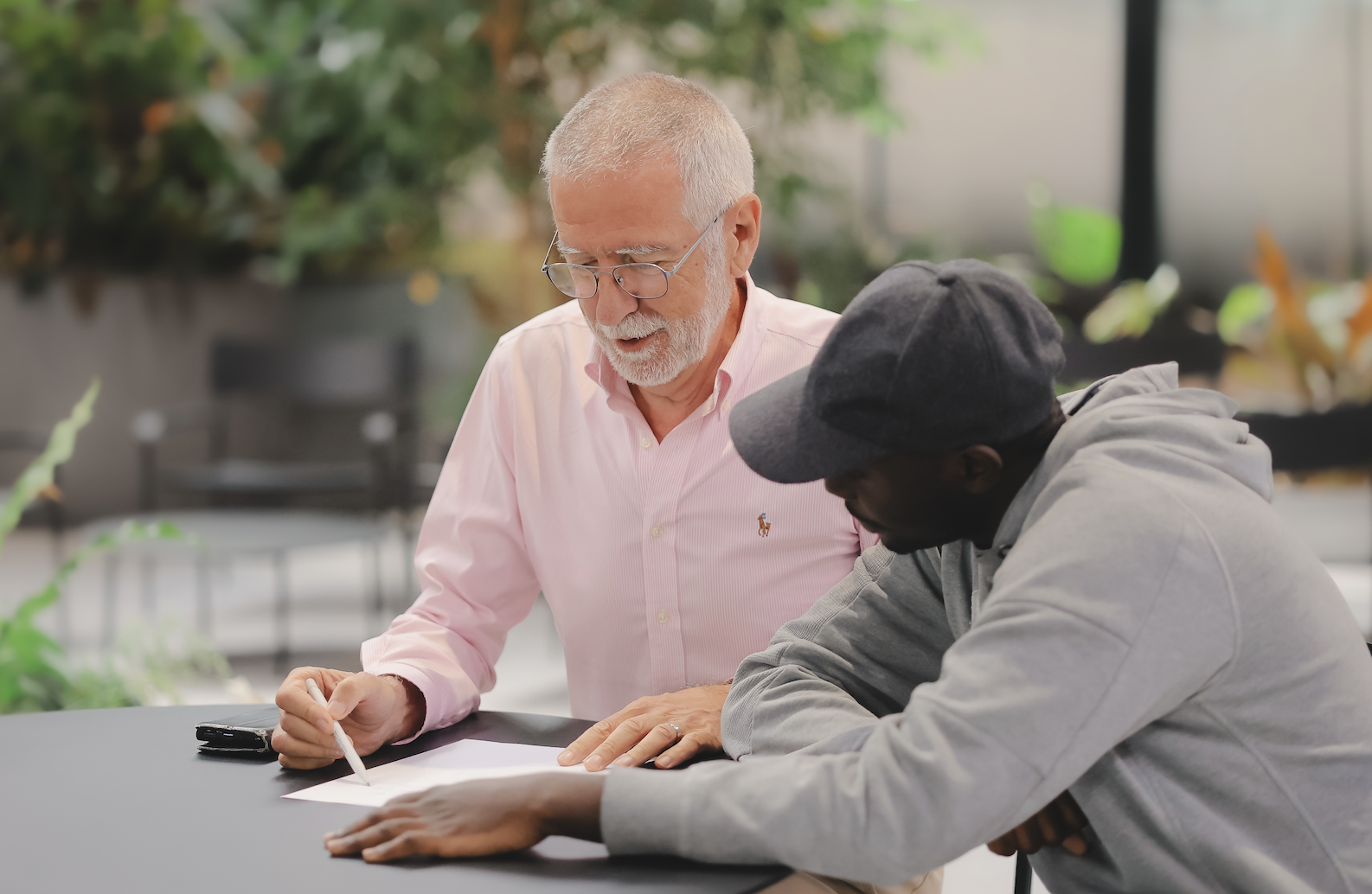Nearly one in two Belgians over 55 feels their professional experience is undervalued