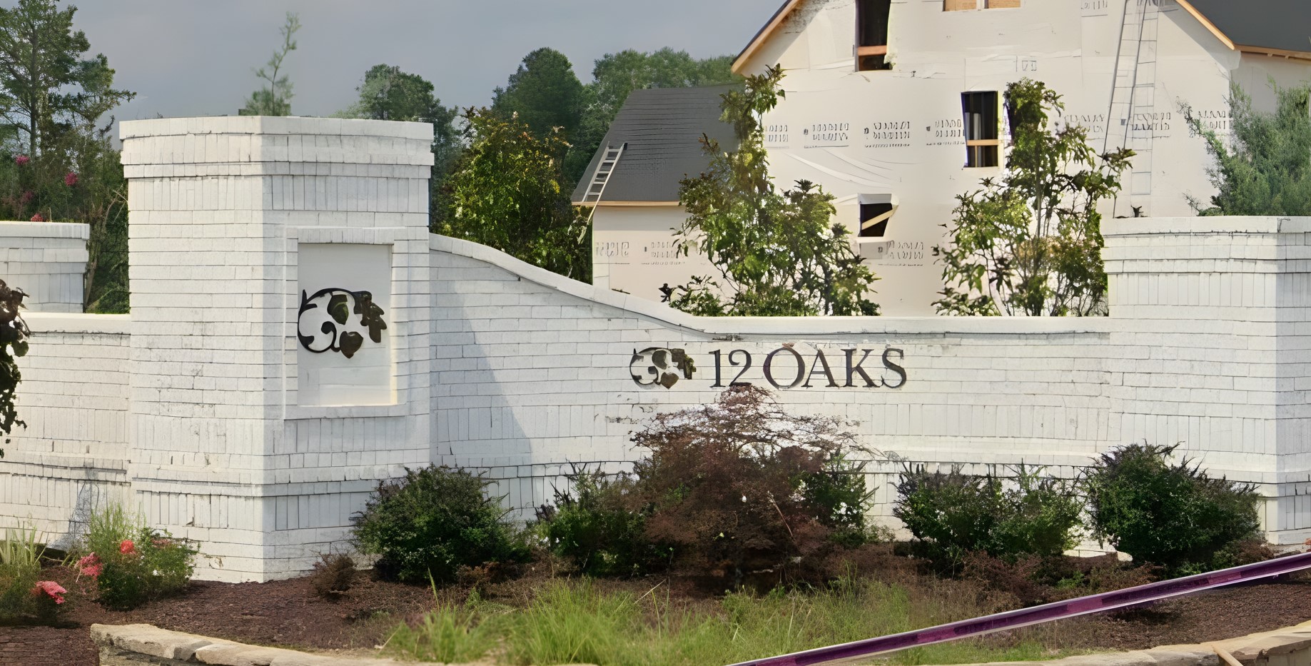 12 Oaks neighborhood in Holly Springs, NC