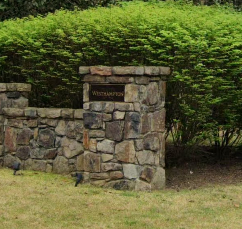 West Hampton neighborhood in Chapel Hill, NC