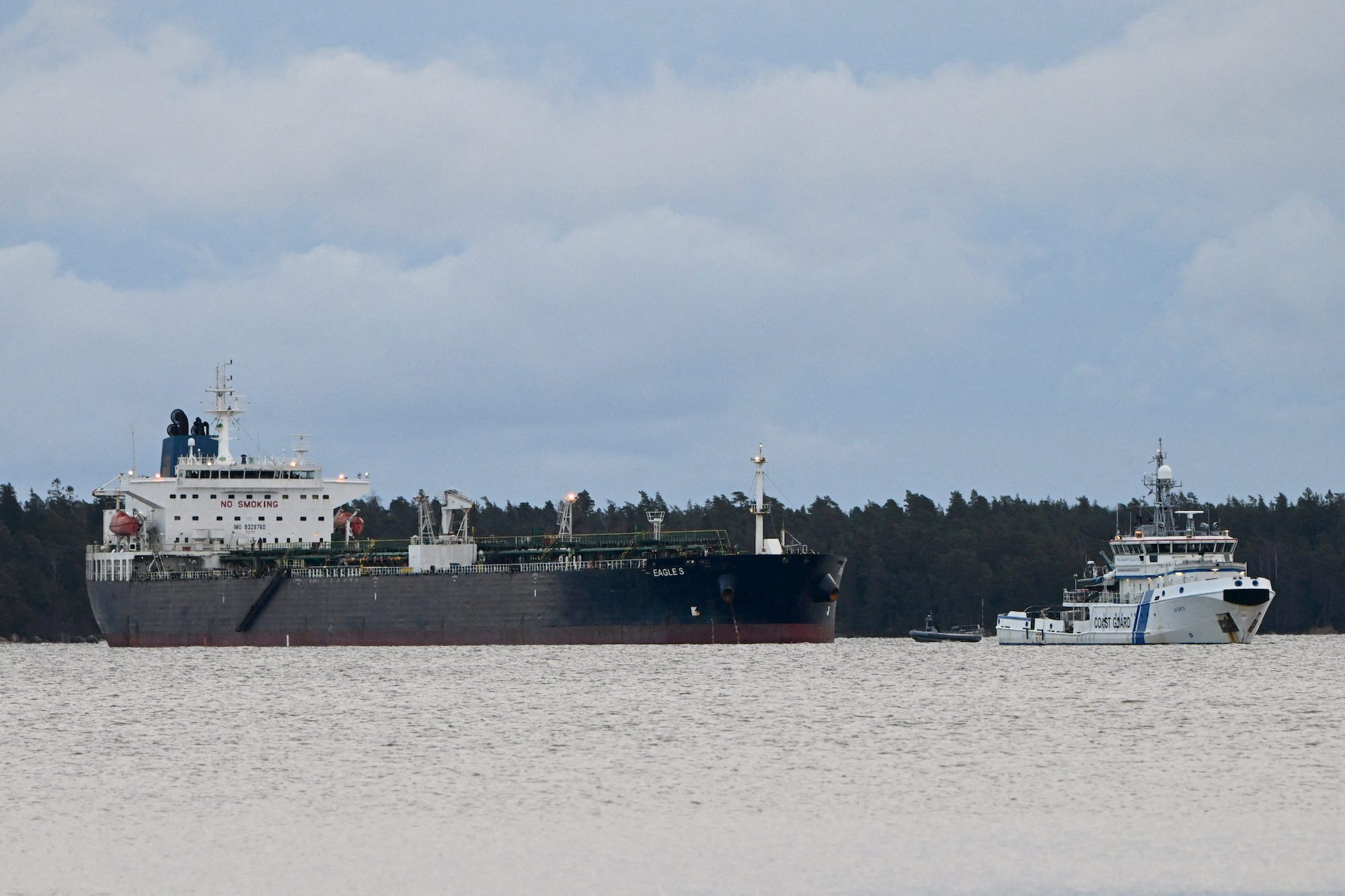 Finnish Court Upholds Seizure of Russian Oil Tanker Amid Cable Probe