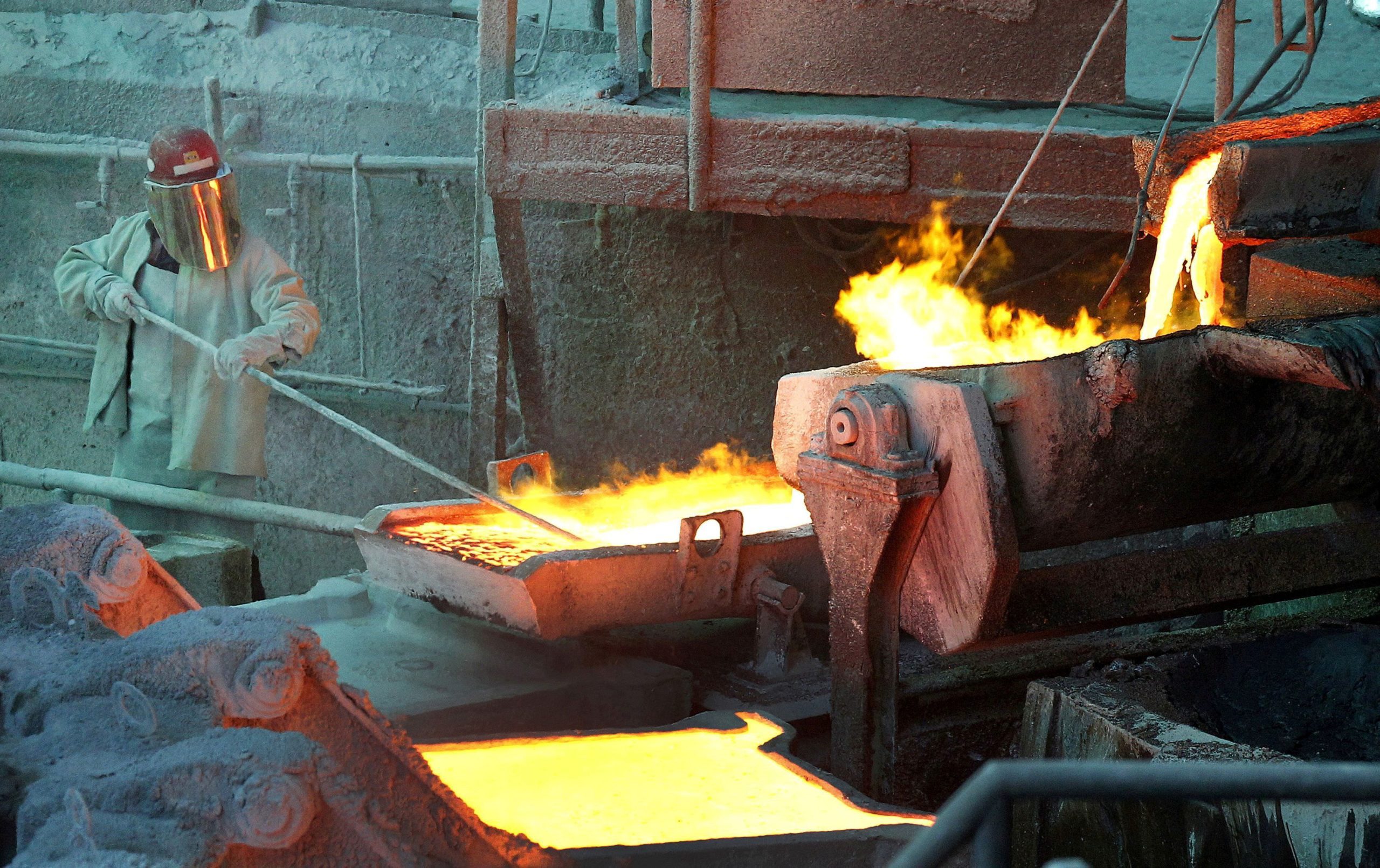 Copper-Laden Ships Race to Reach US Ahead of Trump’s 50% Tariffs