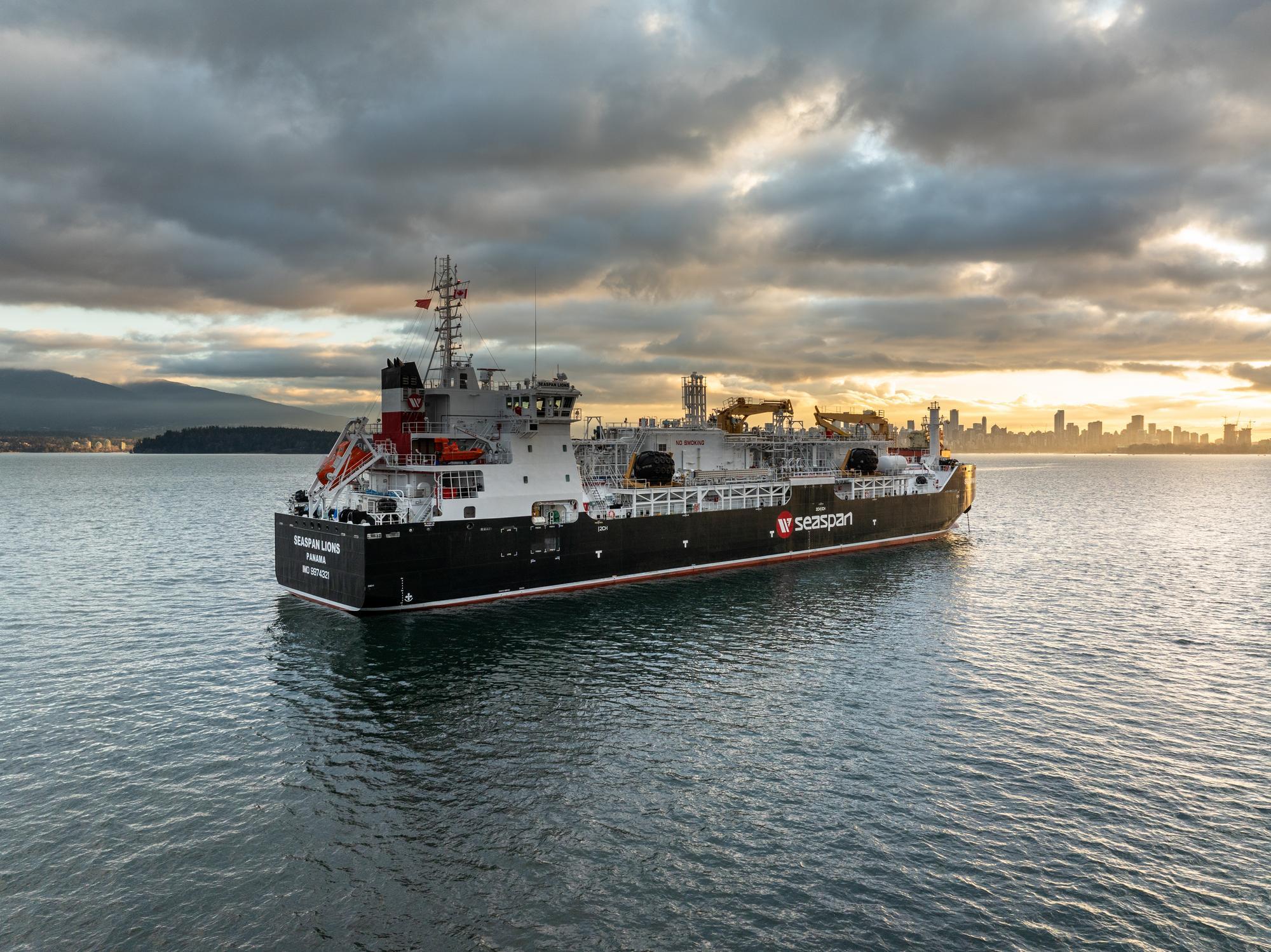 Seaspan, Anew Climate Debut West Coast’s First Certified Renewable LNG Bunkering Service