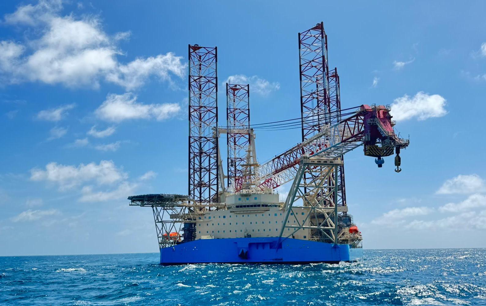 After Lengthy Legal Dispute, Seatrium Hands Over Next-Generation WTIV to Maersk