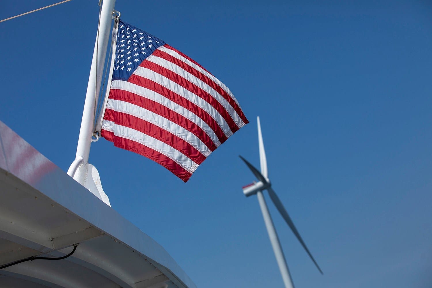 Trump Expands Offshore Wind Buyout Strategy With New Deals Steering Capital Into LNG and Oil