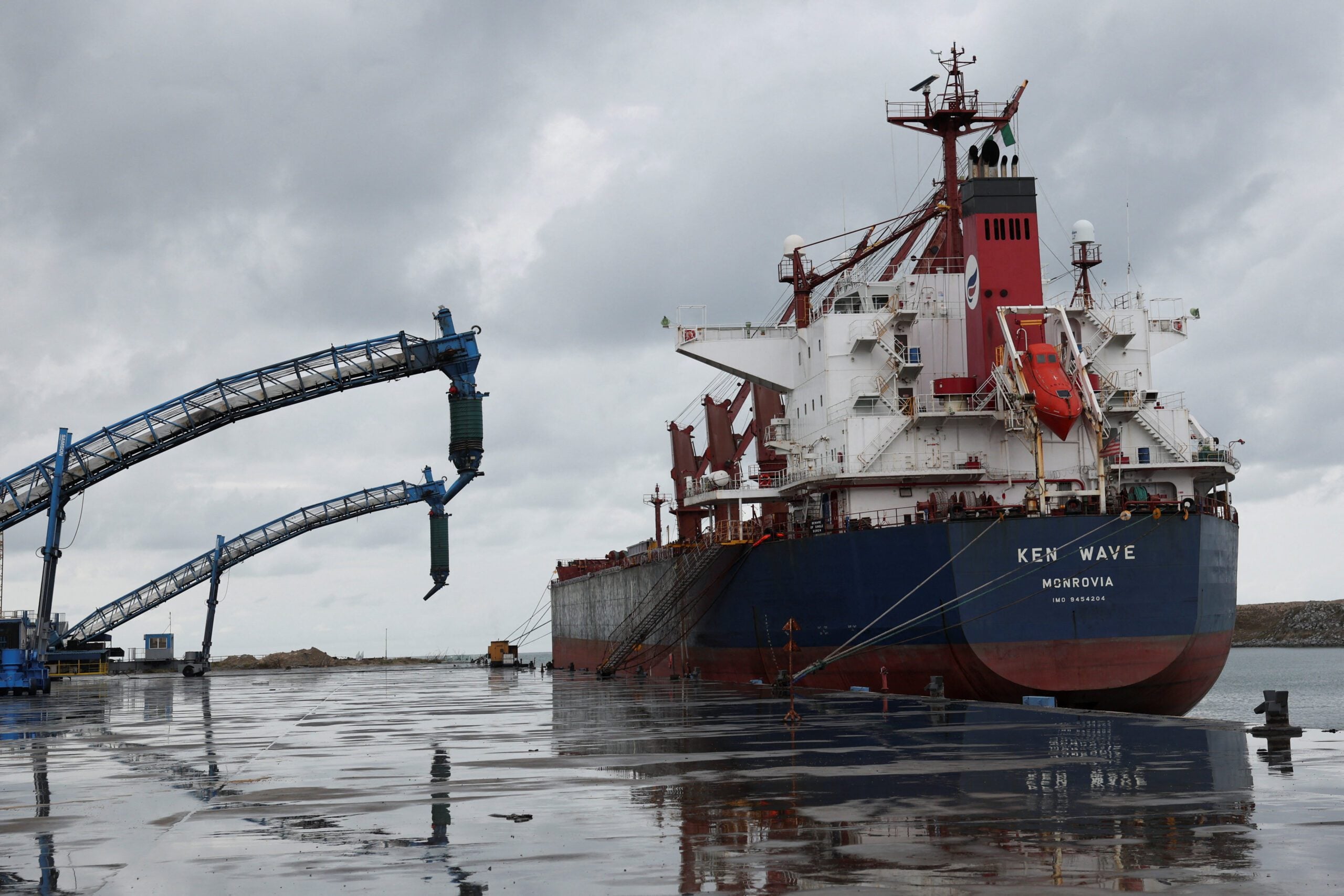 Australia Acts To Secure Urea Amid Supply Risk From Iran War