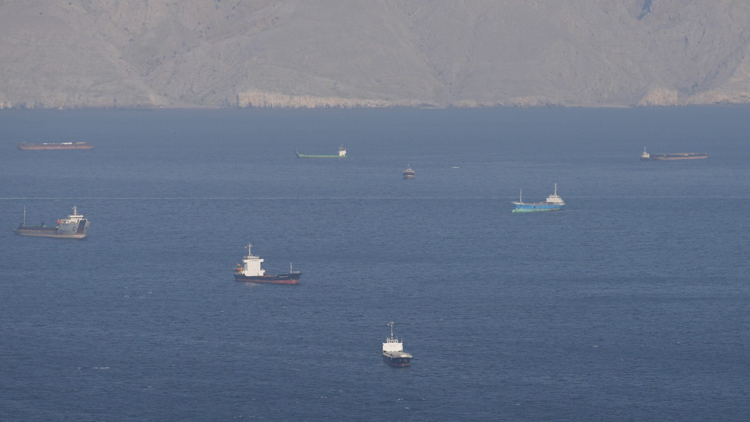 Iran Tankers Go Dark to Sail Past US Blockade Laden With Oil