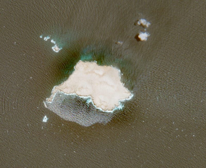 Sanctioned Tanker Is Leaking Oil Near Oman
