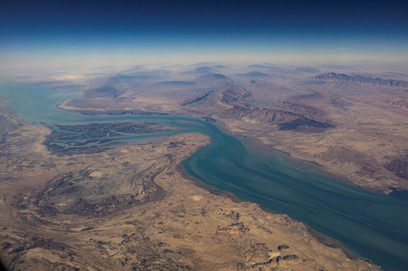 Hormuz Shipping Traffic in Single Digits, Data Shows