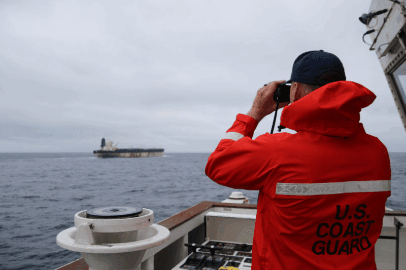 US Coast Guard and FBI Conduct Cyberattack Probes on Tankers