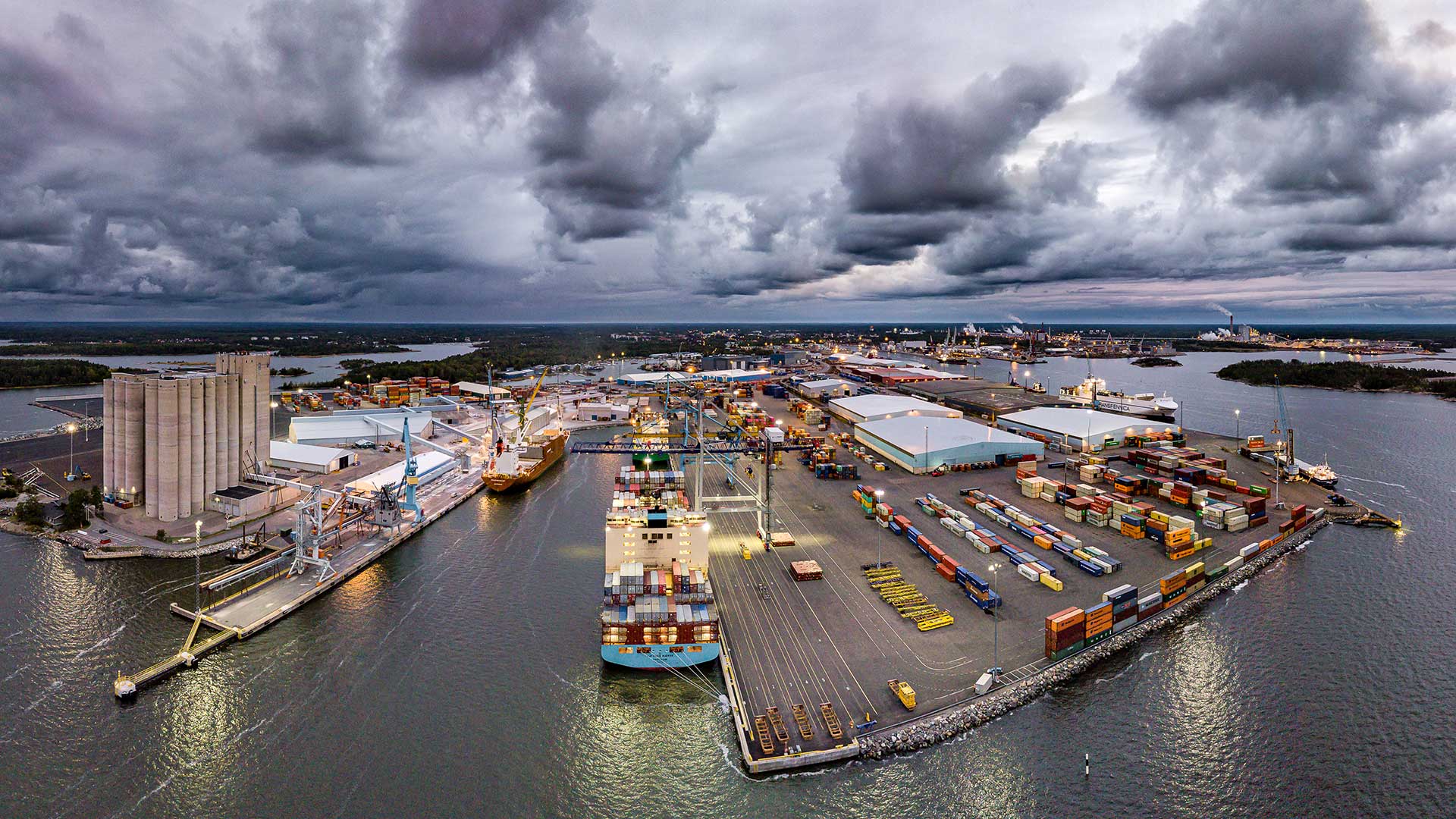 A.P. Moller Capital Takes Majority Stake in Euroports