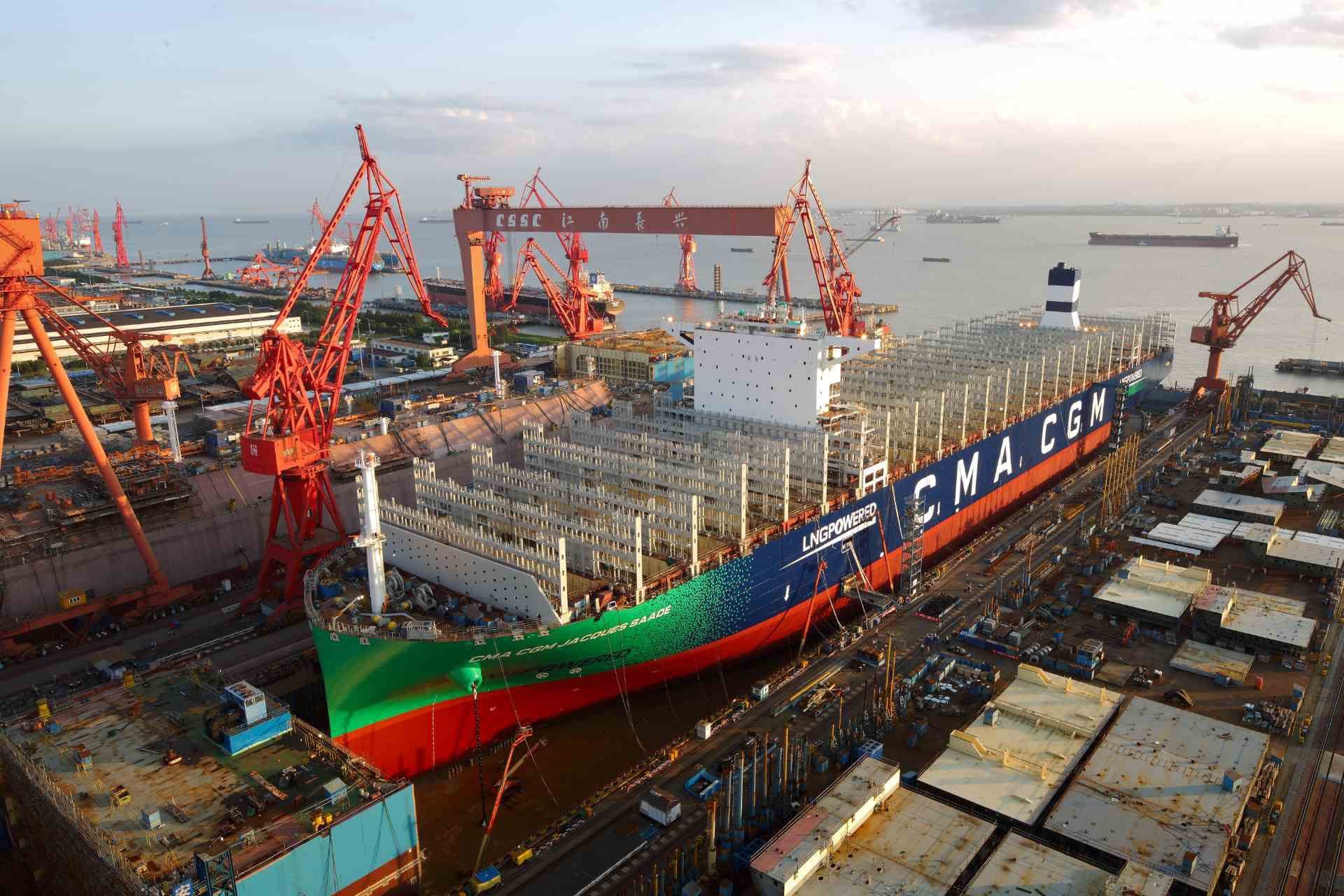 Alternative-Fuel Ship Orders Surge to Two-Year High