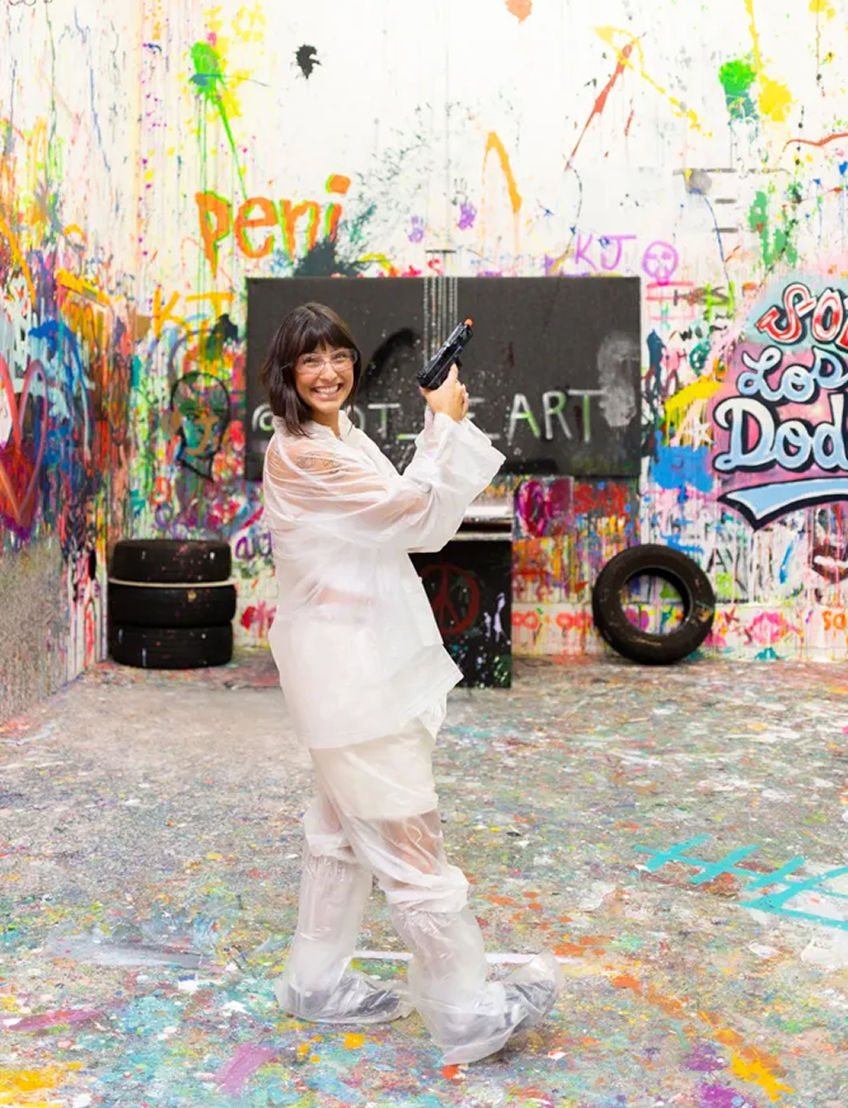 Fun review graphic praising the unforgettable experience