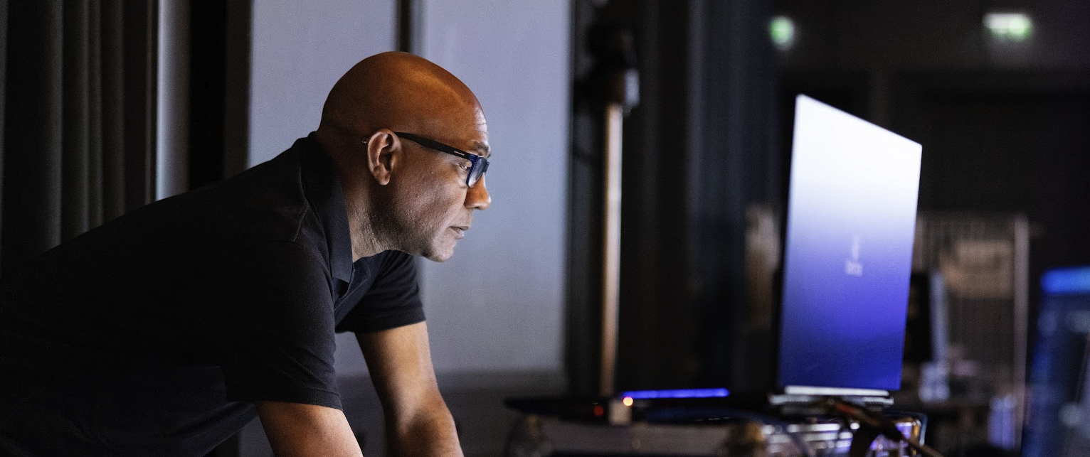 Sheldon focuses on screens in preparation for an event to go live in Berlin