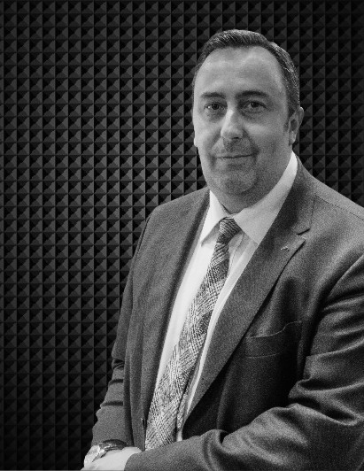 Professional photo of Paolo