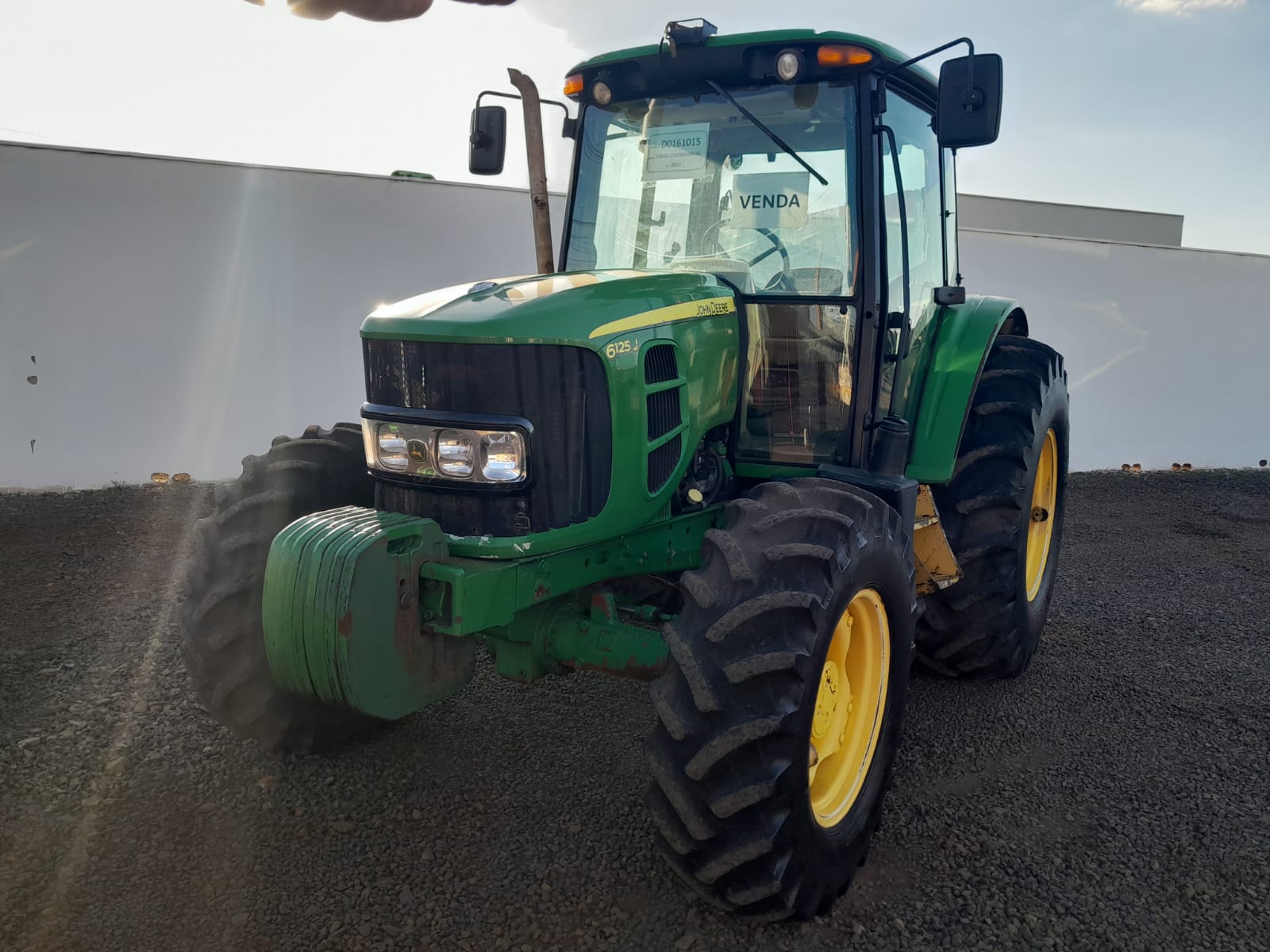 trator-6125j-6