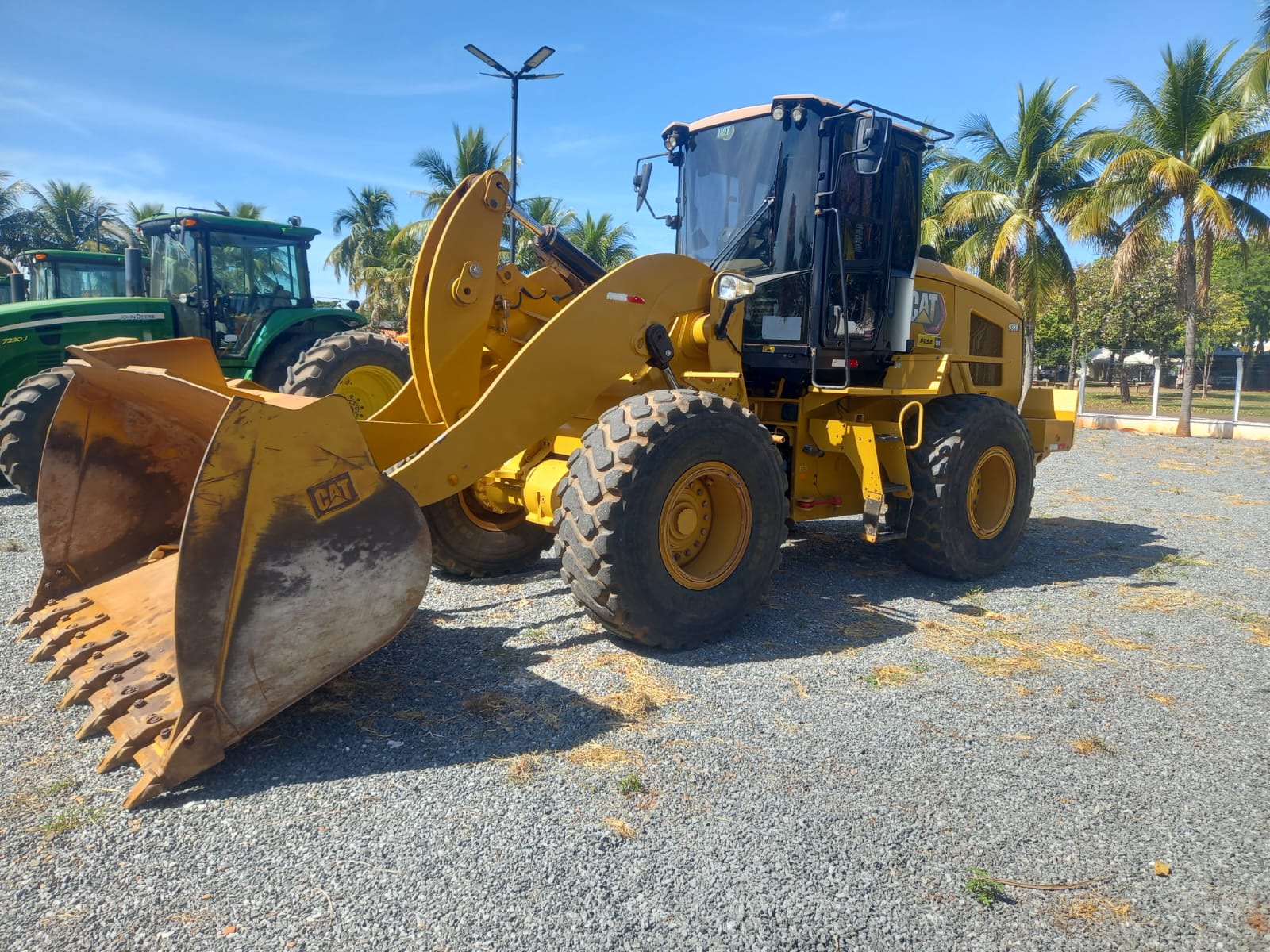 pa-carregadeira-938-f58f7
