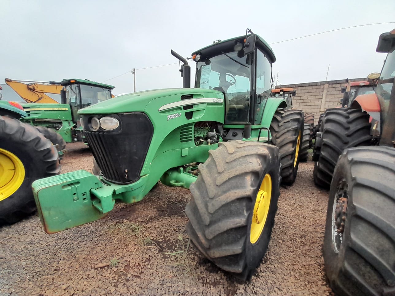trator-7200j