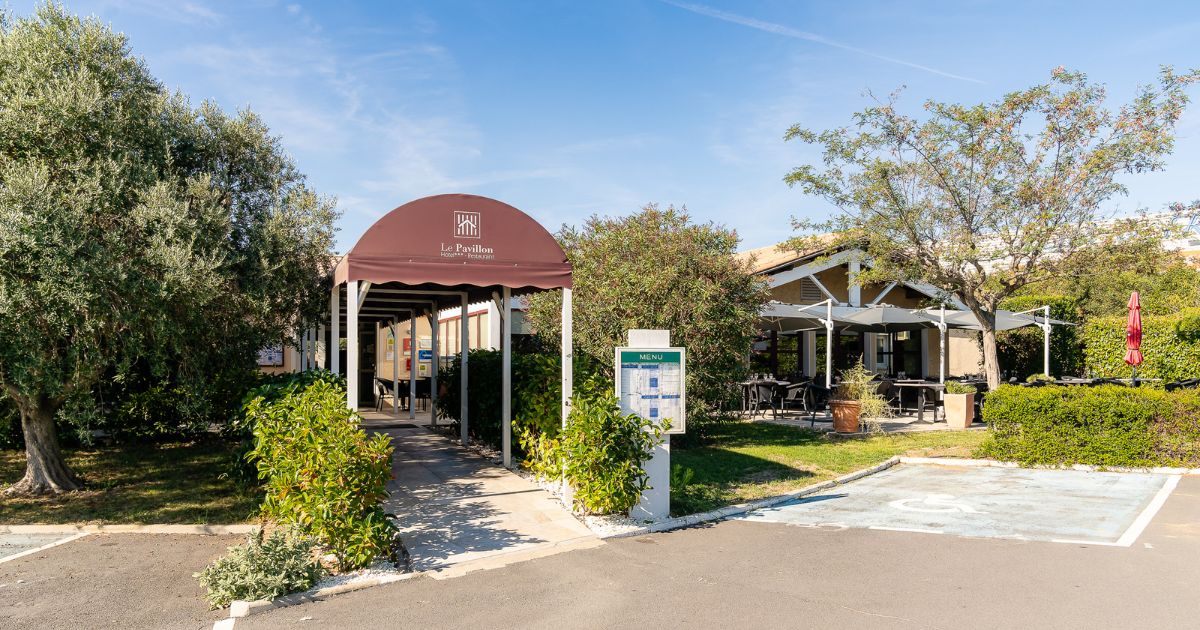 THE ORIGINALS CITY HÔTEL LE PAVILLON