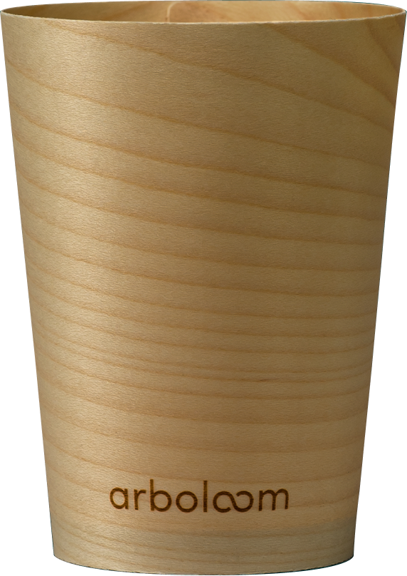 Light wooden cup with the 'Arboloom' logo