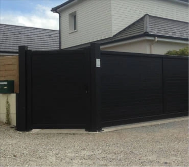 portail motorisé noir cstp