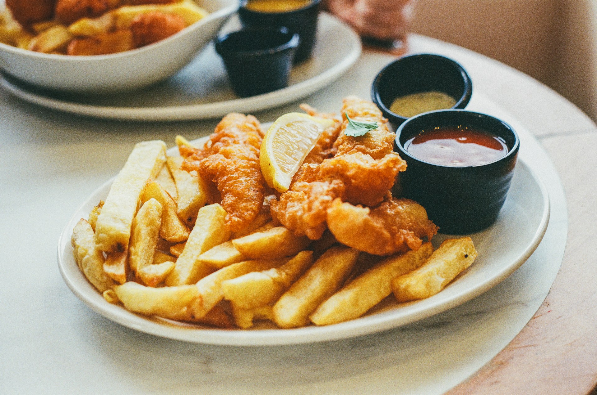 イギリス留学で食べたい！イギリスの定番料理＆スイーツ10選