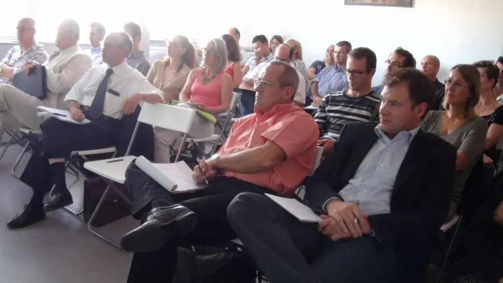 Apéritif E-mailing Espace Entreprise septembre 2013 à Montpellier : public assis écoutant la présentation sur l'emailing