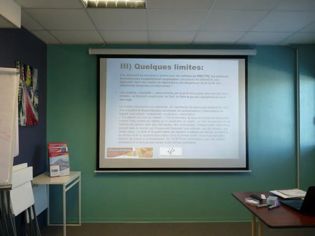 Conférence Club LR « Impact Internet » mars 2015 à Montpellier : écran de projection affichant une diapositive de la conférence