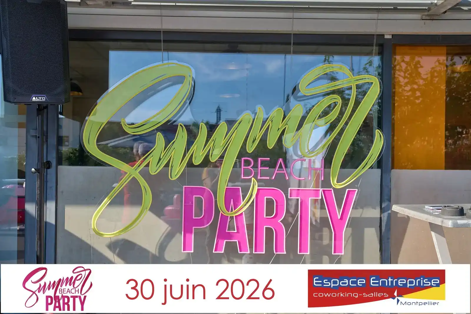 Summer Beach 2026 du Club LR à Montpellier : logo Summer Beach Party sur la vitrine