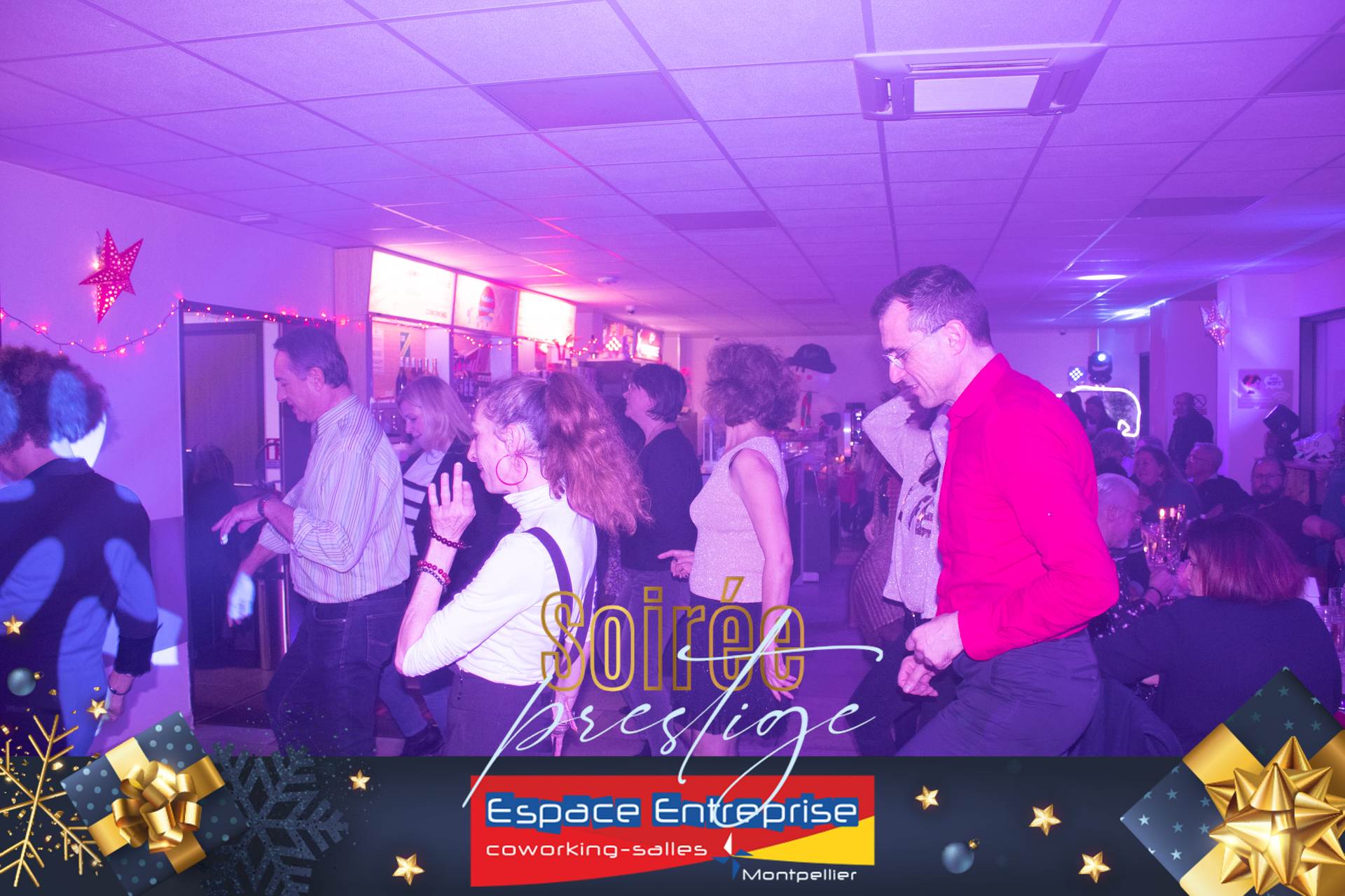Soirée Prestige 2022 à Montpellier : invités dansant sur la piste, visuel habillé du logo Espace Entreprise.
