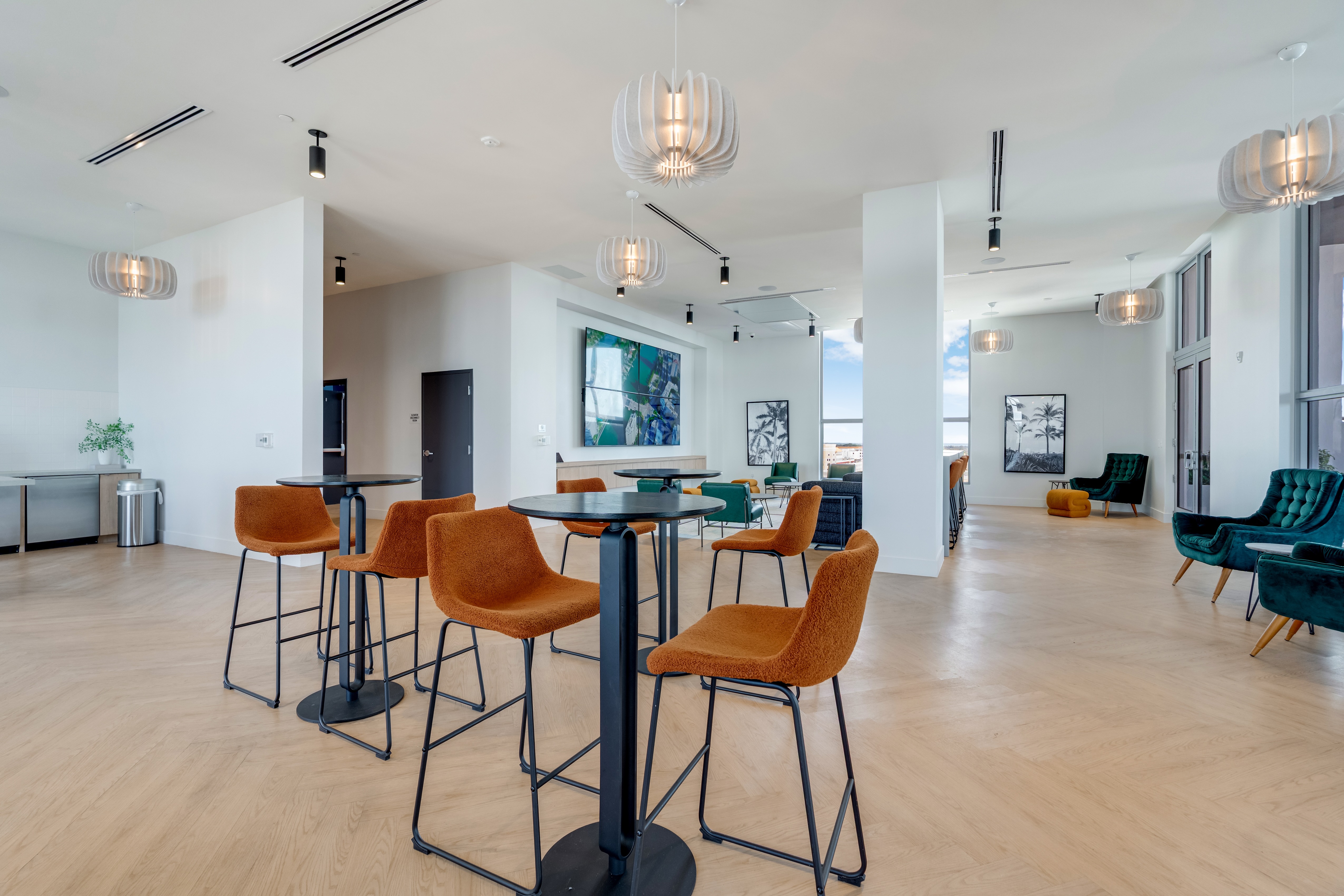 Table and chairs seating