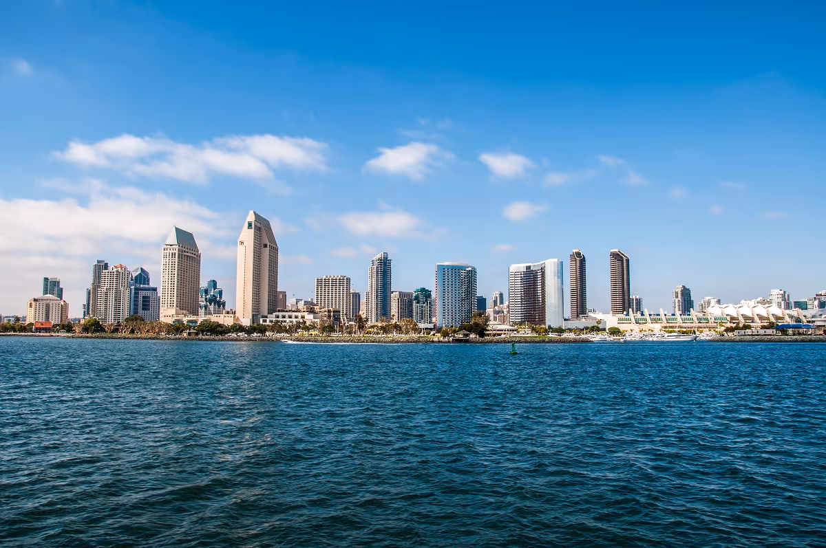 Travailler en anglais dans un environnement international : mon stage chez CEL à San Diego 