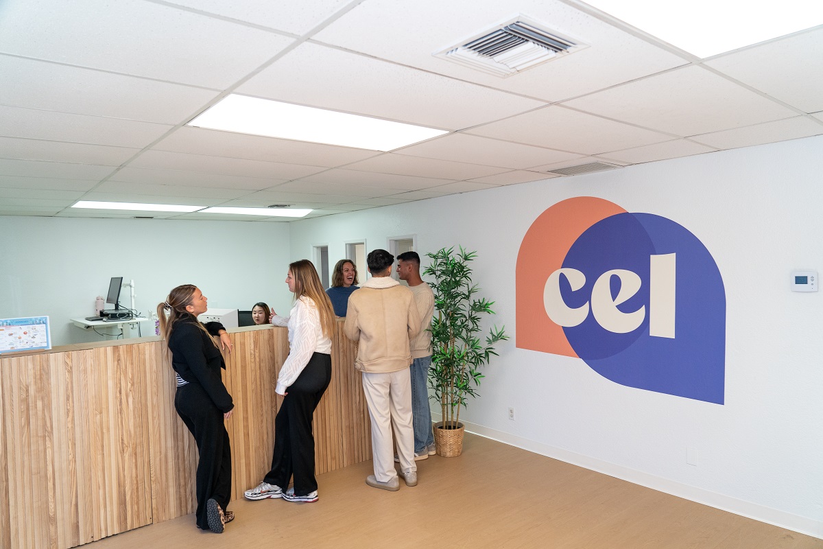 At CEL we care about our students - you will not only benefit from small classes while learning English in the USA, but also from our personal support.