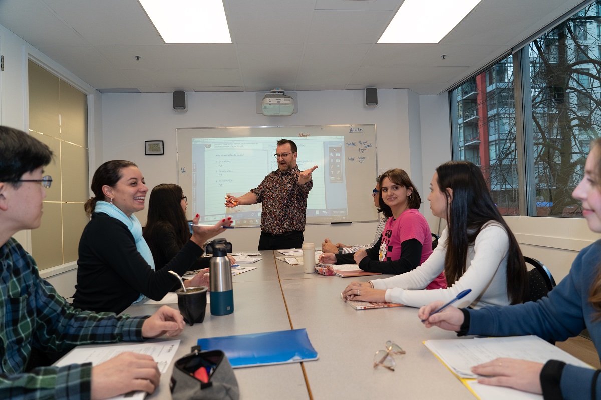 Cours d’anglais Canada – petit groupe à CEL Vancouver