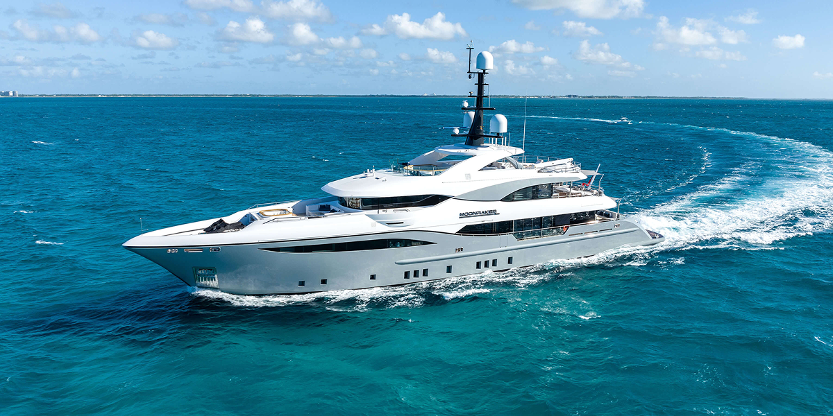MOONRAKER yacht gallery image 1