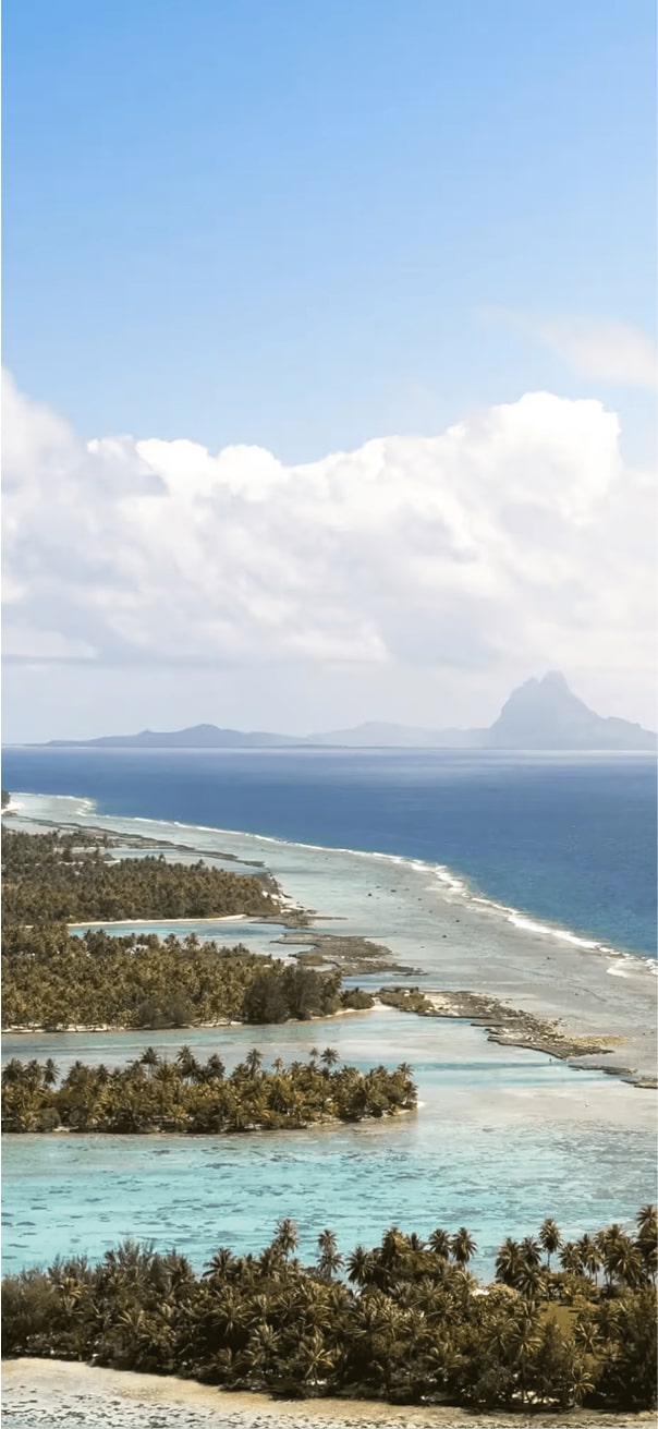 Tahiti yacht charter mobile hero image