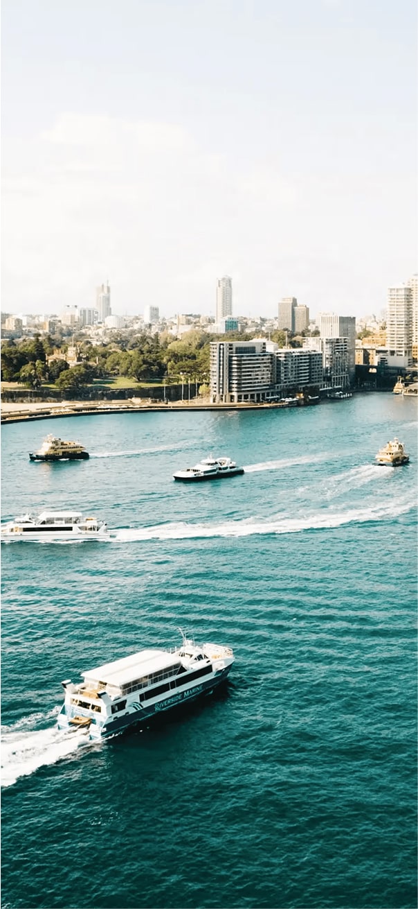 Australia yacht charter mobile hero image