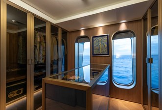 MOONSTONE yacht gallery image 6