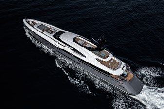 UTOPIA IV yacht gallery image 10