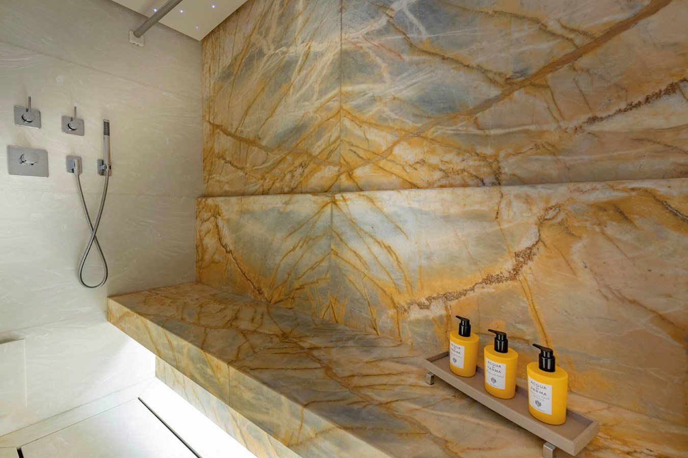 MOONSTONE yacht gallery image 3