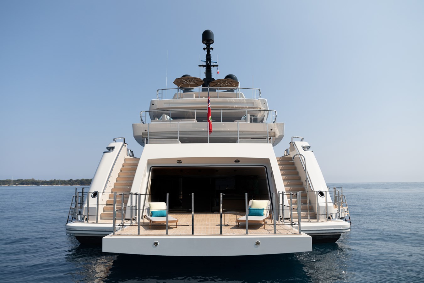 LEMON TREE yacht gallery image 3