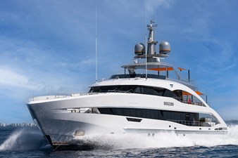 BOOK ENDS yacht gallery image 2