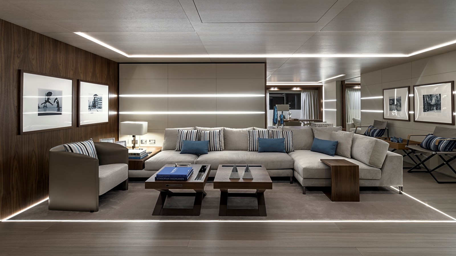 UTOPIA IV yacht gallery image 5