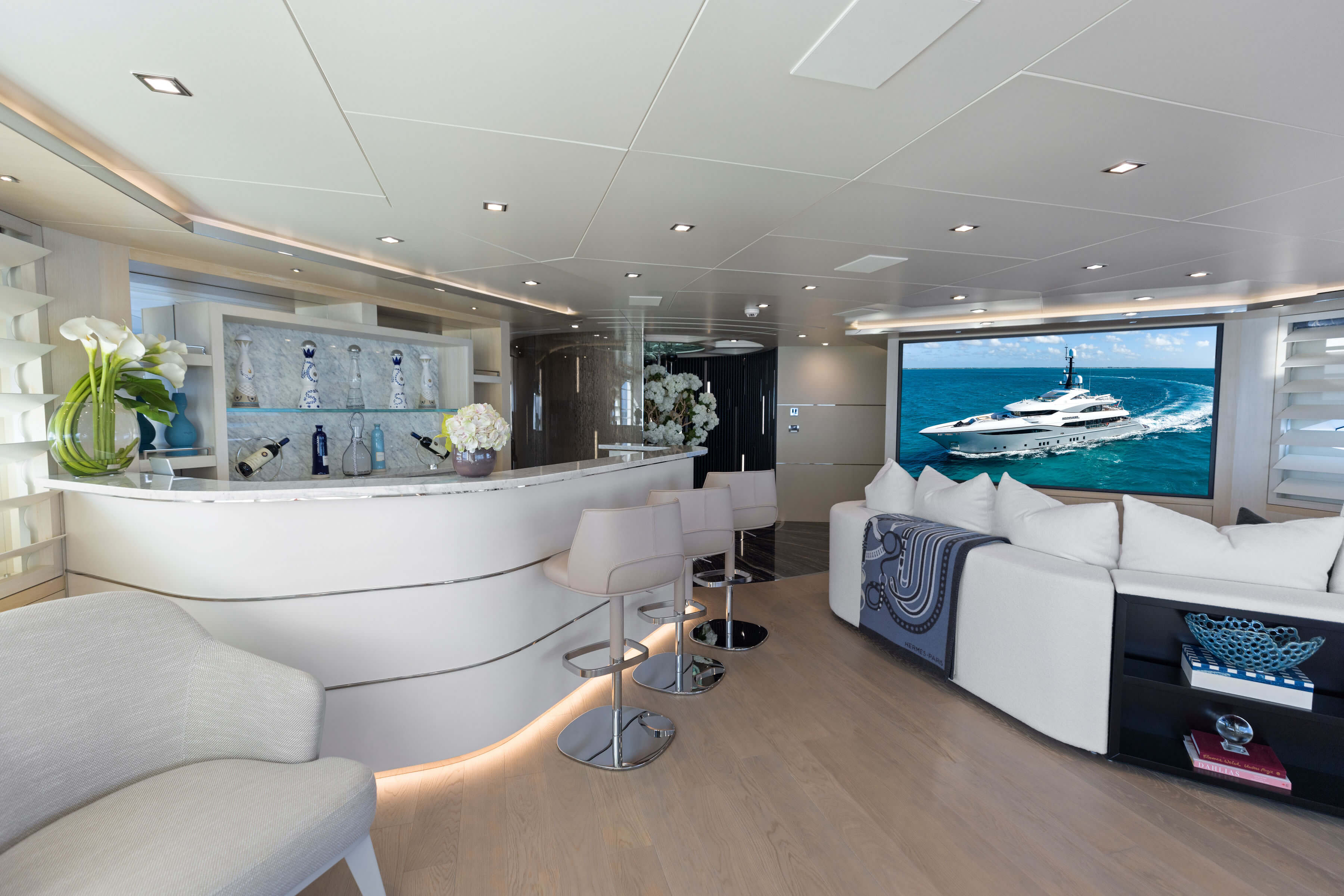 MOONRAKER yacht gallery image 6
